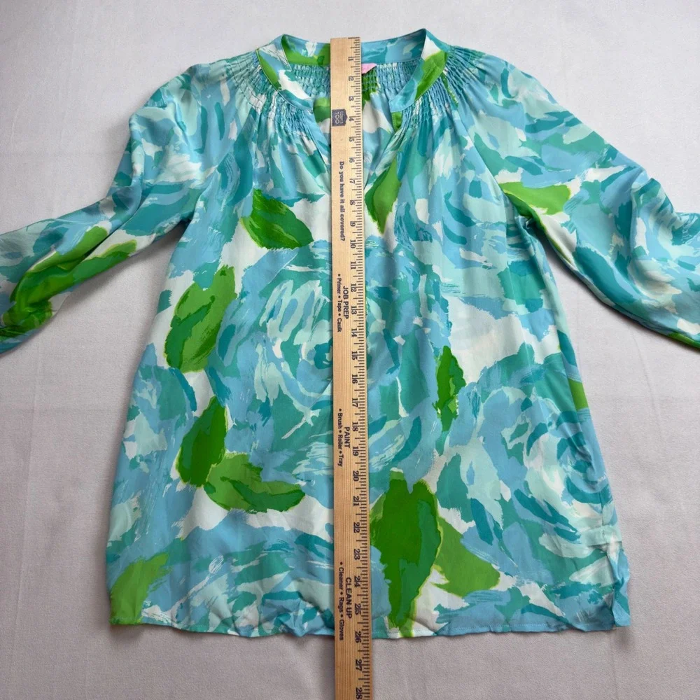 Lilly Pulitzer XS Elsa Silk Top First Impressions...FLAW spots on front & sleeve